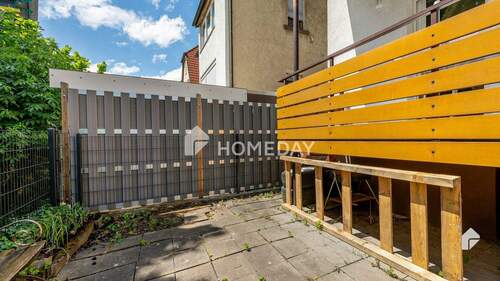 Innenhof 1 - 9 Zimmer Mehrfamilienhaus, Wohnhaus zum Kaufen in Fellbach