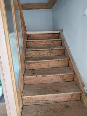 Treppe zum Spitzboden.jpg - 