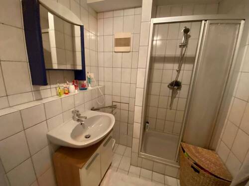 Badezimmer - Etagenwohnung mit 58,00 m&sup2; in Bad Kissingen zur Miete