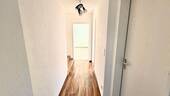 Helle Fluransicht Wohnung - Etagenwohnung mit 58,00 m&sup2; in Osnabrück zur Miete