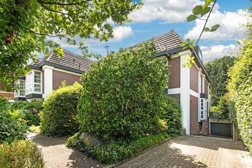 Schöne Anlage mit TG-Stellplatz.jpg - 