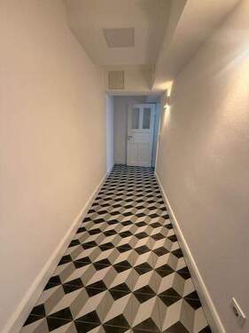 680d9bf8-c6b4-4a7d-bf86-9a96fdd12334.jpg - 