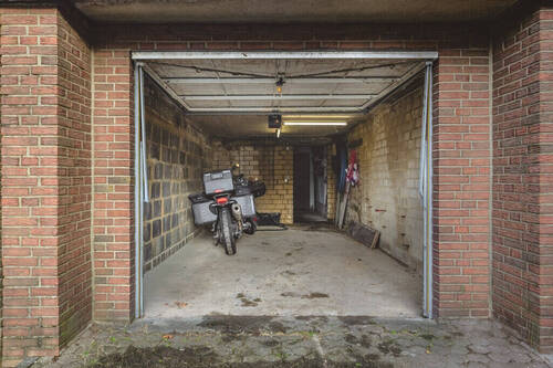 Garage - Einfamilienhaus mit 263,00 m&sup2; in Baesweiler zum Kaufen