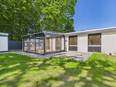 Frontansicht - Poppenbütteler Unikat! Sanierter Bungalow mit Wohnkeller zur Miete