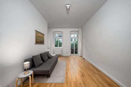 2 - 1 Zimmer Etagenwohnung zum Kaufen in Berlin