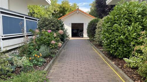 Zuwegung - 2 Zimmer Etagenwohnung zum Kaufen in Bad Homburg