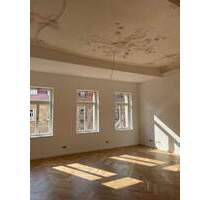 Kernsanierte Altbauwohnung mit historischen Stuck - Bayreuth City