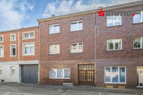 Straßenseite - Mehrfamilienhaus, Wohnhaus zum Kaufen in Stolberg