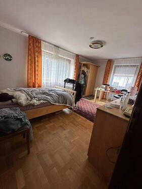Schlafzimmer 4 - 