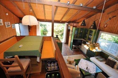 Haus 1: Essen / Wohnen - 