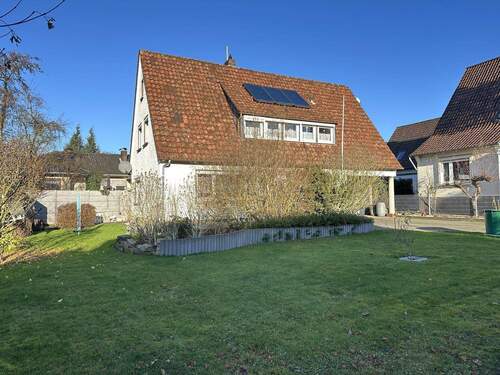 Straßenansicht - 5 Zimmer Einfamilienhaus in Bad Oeynhausen