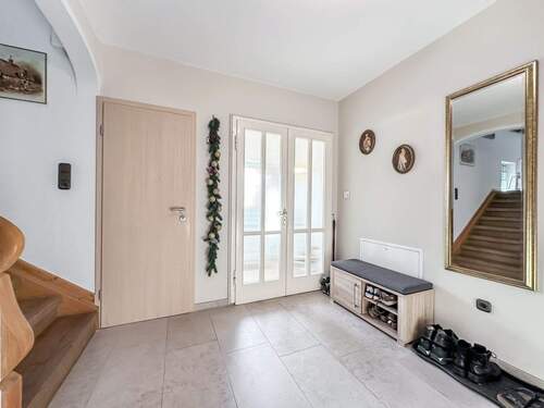 Diele - Einfamilienhaus mit 110,00 m&sup2; in Bad Oeynhausen zum Kaufen