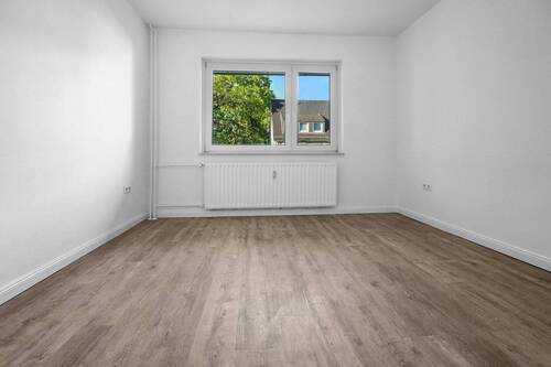 Zimmer - 3 Zimmer Etagenwohnung zur Miete in Bremen