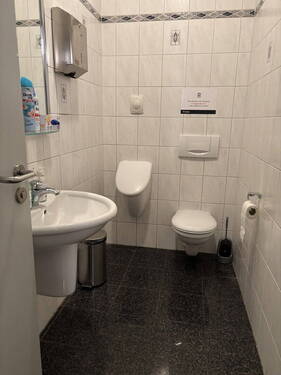 Herren Toilette - 