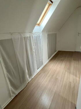 Diele Eingangsbereich - 5 Zimmer Etagenwohnung in Stuttgart