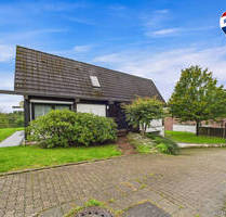 REMAX! Traumhafte Fernsicht inklusive - Einfamilienhaus mit Galerie und Kamin - Beckingen / Honzrath Haustadt