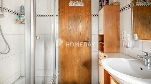 1. OG Badezimmer 2 - 