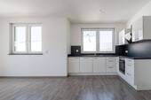 18384 Wohnbereich mit Einbauküche - 4 Zimmer Etagenwohnung zum Kaufen in Gerolstein