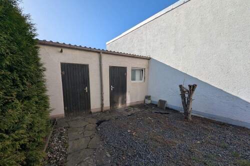 Garage und Geräteraum - 