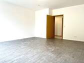 Wohnzimmer - Etagenwohnung mit 95,00 m² in Lörzweiler zur Miete