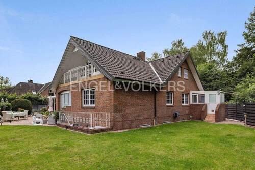 Hausansicht - 5 Zimmer Einfamilienhaus in Kaltenkirchen