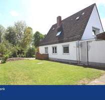 Drei Wohnungen und große Lagerhalle mit schönem Garten und Garage! - Kalefeld