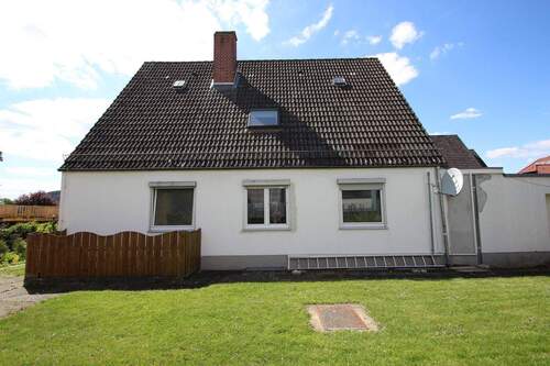 Bild 3 - 8 Zimmer Mehrfamilienhaus, Wohnhaus in Kalefeld