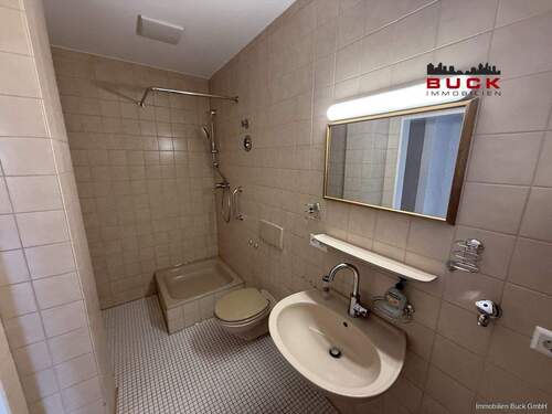 Badezimmer - 1 Zimmer Etagenwohnung in Geislingen an der Steige