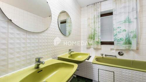 44A 1. OG Badezimmer 1 - 