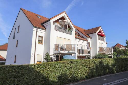 Außenansicht - +++ Altersgerechte 2-Zimmer-Wohnung mit Terrasse, Fußbodenheizung und TG-Stellplatz +++