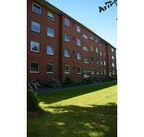 Sehr schöne, gut geschnittene und ruhige 2-Zimmer-Wohnung mit Balkon in St. Jürgen - Lübeck