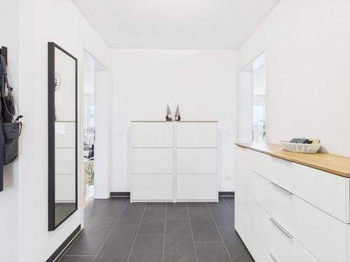 Eingangsbereich - Etagenwohnung mit 88,00 m&sup2; in Ingolstadt zur Miete