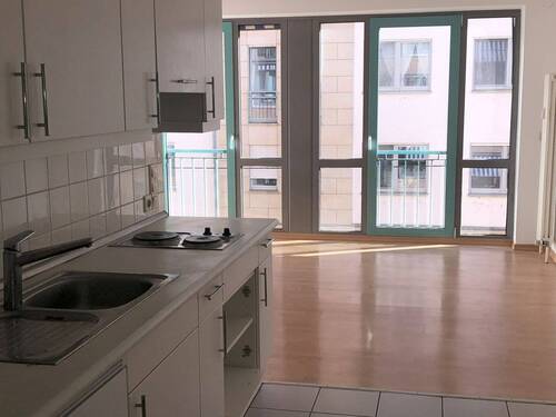 Blick zum Wohn- Schlafzimmer.jpg - 