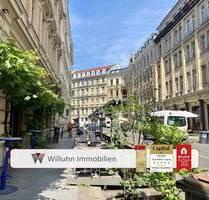 Leipzig Zentrum: Denkmalwohnung mit großem Balkon und Aufzug