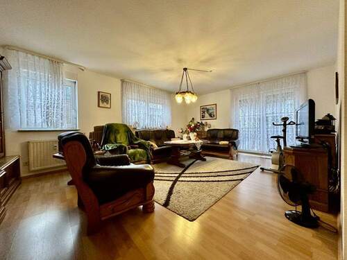 Wohnbereich - 3 Zimmer Etagenwohnung zur Miete in Mörlenbach-Weiher