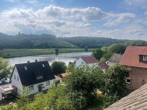 Fuldablick - Wohlfühloase in naturnaher Lage !! Zweifamilienhaus mit fantastischem Fuldablick in Bergshausen
