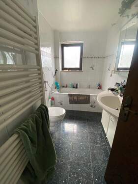 Zimmer_Badezimmer_1OG - 