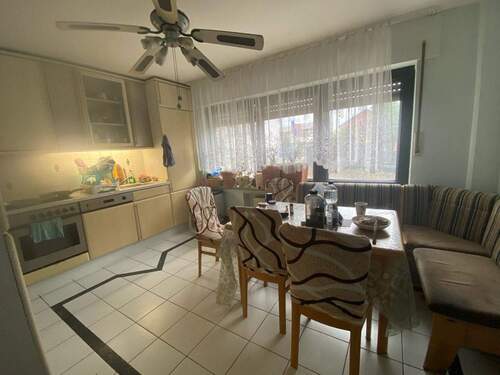 Zimmer_Kueche - Mehrfamilienhaus, Wohnhaus mit 137,20 m&sup2; in Neuss zum Kaufen