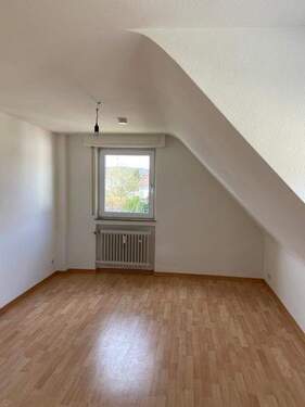 Das Schlafzimmer - Etagenwohnung mit 70,00 m&sup2; in Stuttgart zur Miete