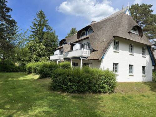Hausansicht - 2 Zimmer Etagenwohnung zum Kaufen in Zingst
