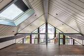 Empore Bild 1 - 