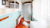 Bad mit Dusche - 
