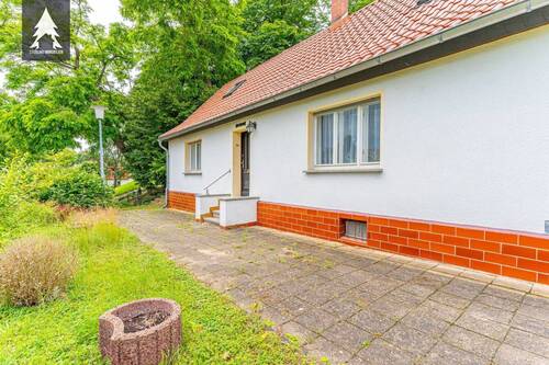 Aussenansicht - Knuffig - 59.000,00 EUR Kaufpreis, ca.  90,00 m² Wohnfläche