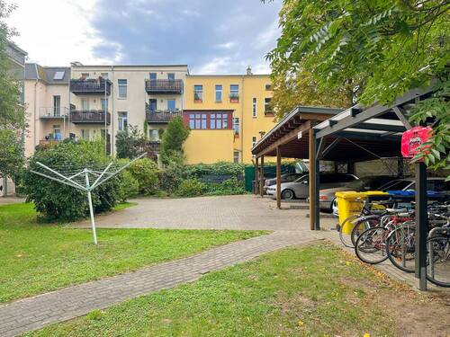 Großer Innenhof - 