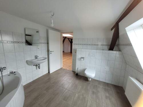 Einblick Bad Bild 2 - 