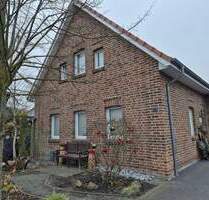 Einfamilienhaus m. Carport in Friesoythe - Altenoythe
