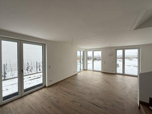 Wohn- und Esszimmer - 