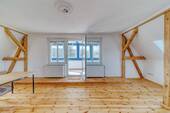 Dachgeschoss mit Wintergarten - 