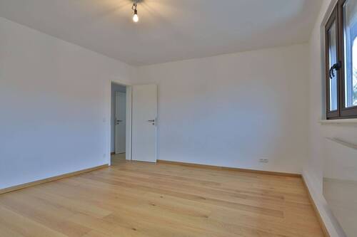 Zimmer 2 im Obergeschoss - 