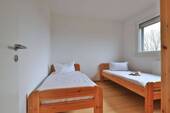 Zimmer 2 - 